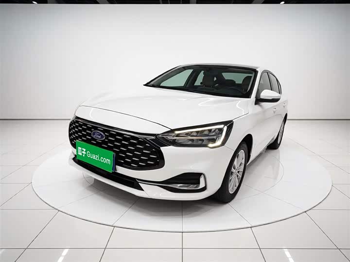 Ford Focus 2021 2021款 三厢 EcoBoost 180 自动锋潮型