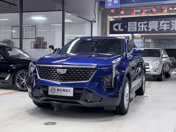 2024 Cadillac XT4
