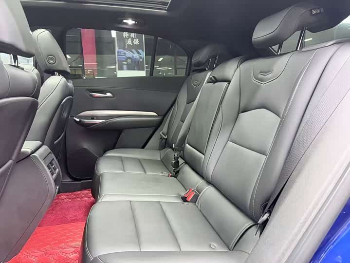 Cadillac XT4 2024 2024款 28T 两驱豪华型