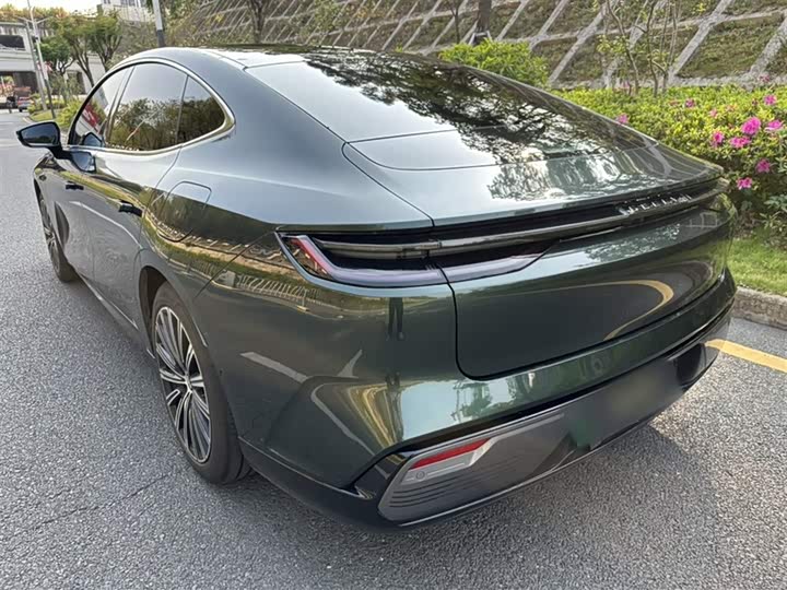 Фото 9 - Geely Galaxy Starshine 8 EM-i
