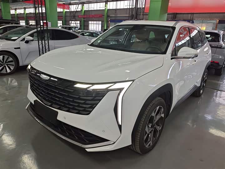 Фото 1 - Geely Atlas L