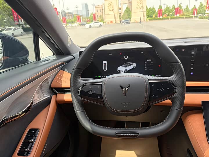 Voyah Passion 2024 2024款 PHEV 四驱超长续航旗舰版