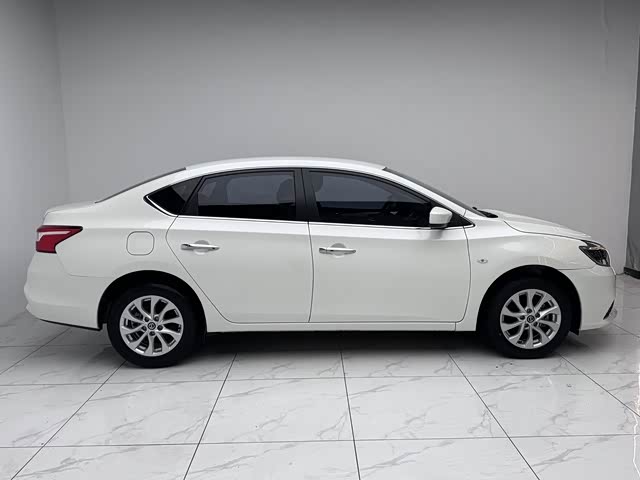 Фото 8 - Nissan Sylphy