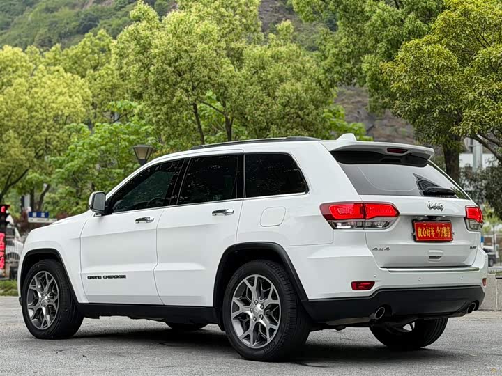2021 Jeep Grand Cherokee