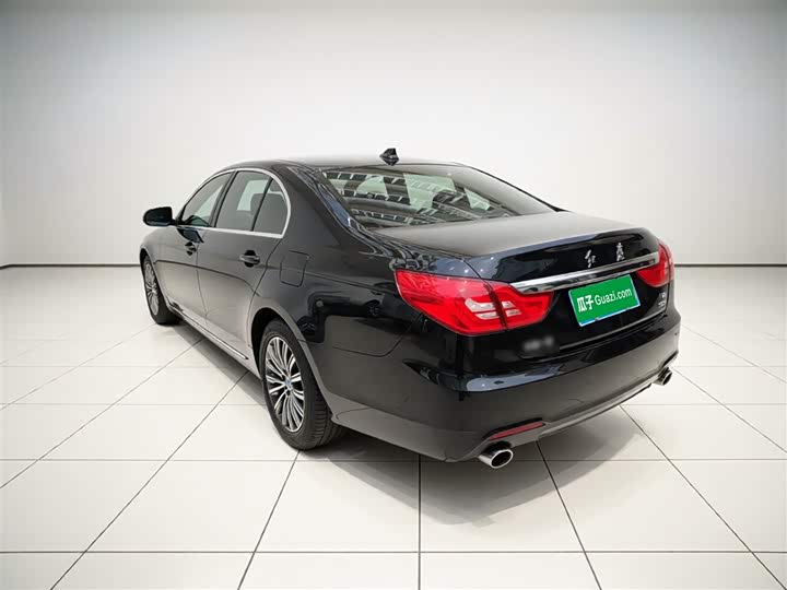 2021 Hongqi H7