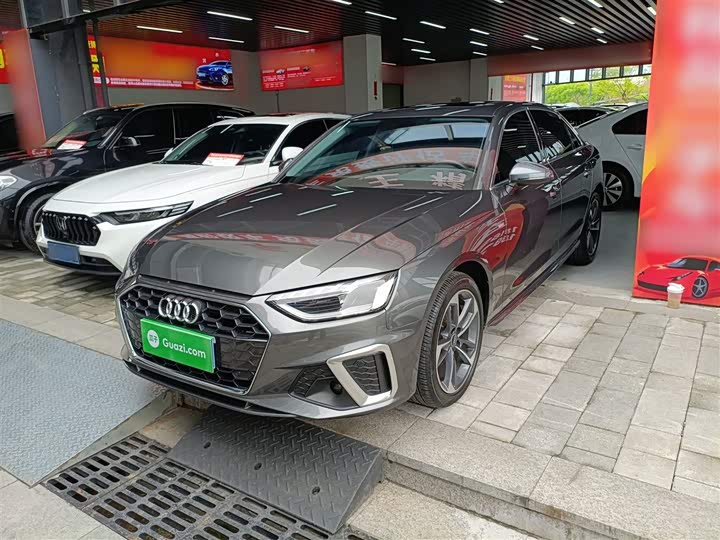 Zdjęcie 1 - Audi A4L