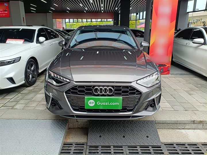 Zdjęcie 3 - Audi A4L