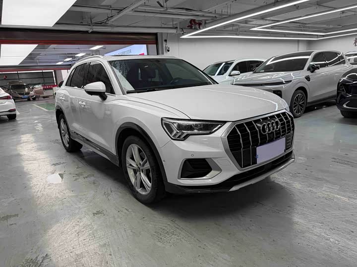 Фото 3 - Audi Q3