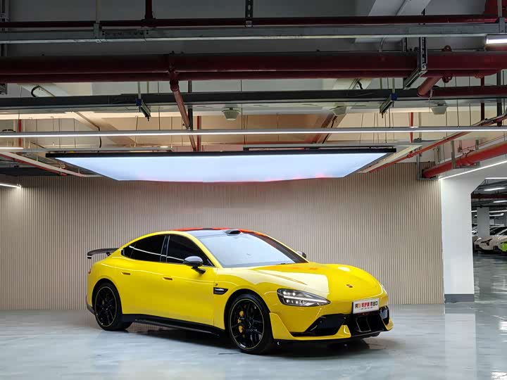 2025 Xiaomi SU7 Ultra
