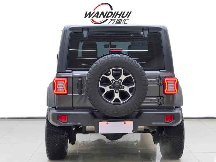 Jeep Wrangler 2021 2021款 2.0T 罗宾汉四门版