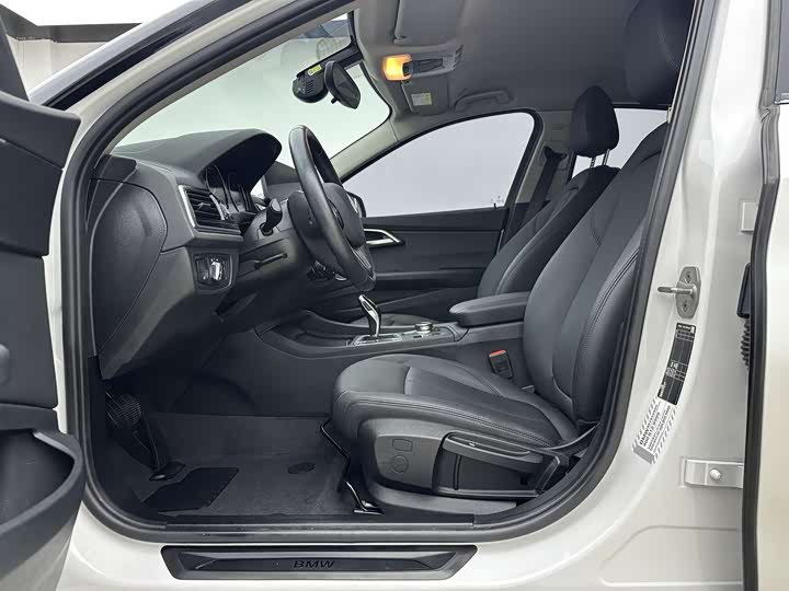 BMW 1 Series 2023 2023款 120i M运动版