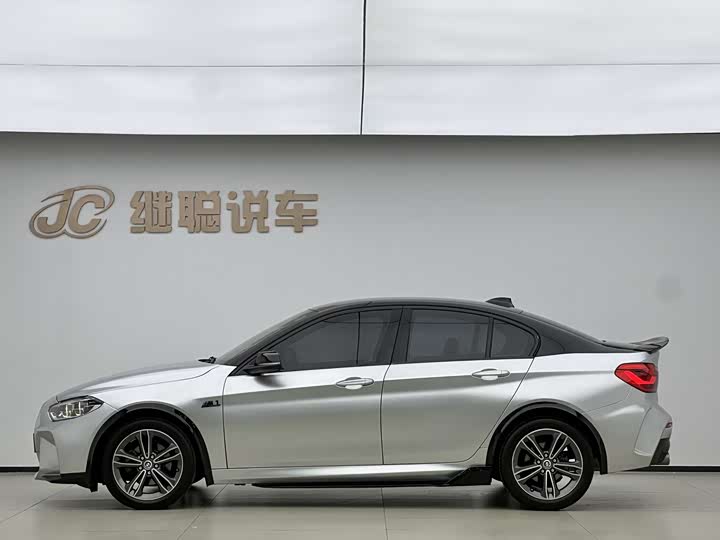 BMW 1 Series 2023 2023款 120i M运动版