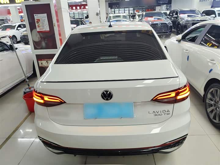 Фото 6 - Volkswagen Lavida