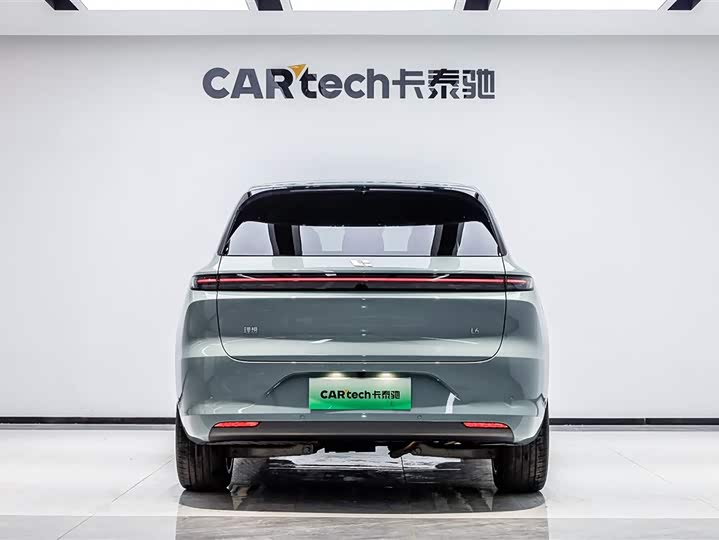 2025 LiXiang L6
