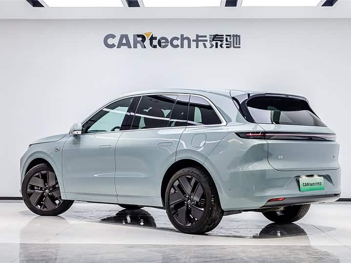 2025 LiXiang L6