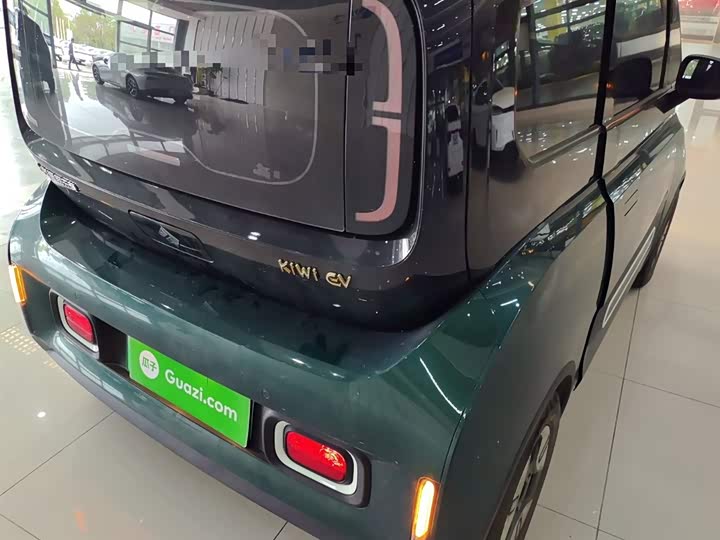 Фото 8 - Baojun KiWi EV