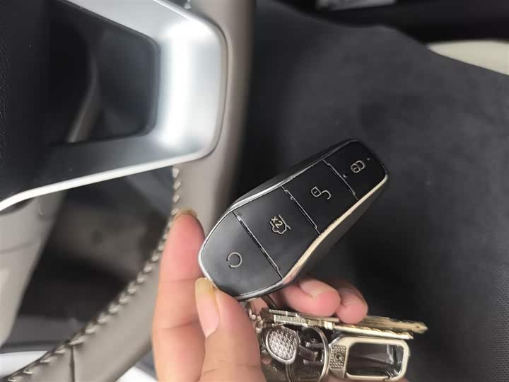 Фото 9 - BYD Qin Plus