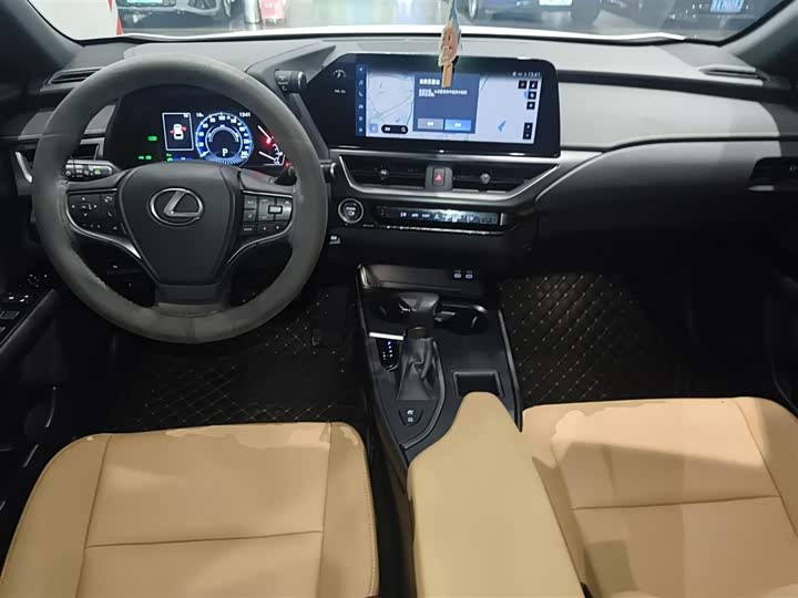 Lexus UX 2022 2022款 260h 探·趣版