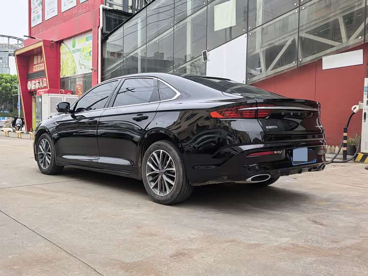Photo 6 - Geely Preface