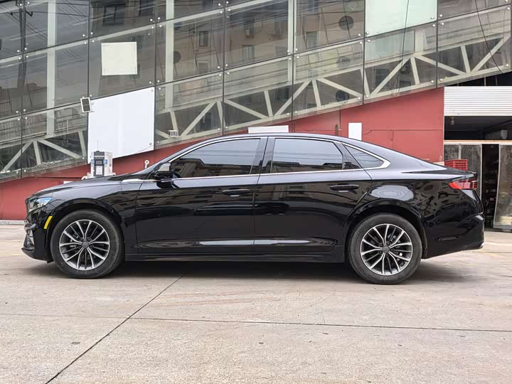 Photo 8 - Geely Preface
