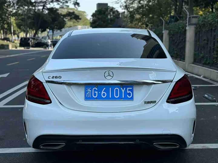 Zdjęcie 2 - Mercedes-Benz C-Class