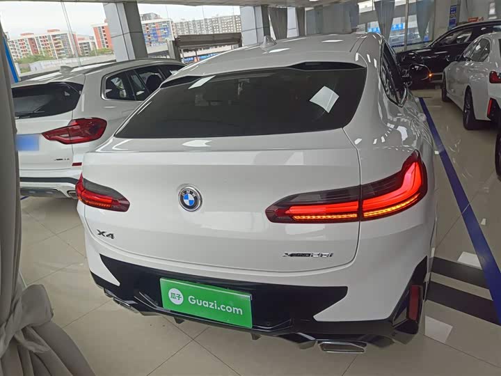 BMW X4 2022 2022款 xDrive 25i M运动套装