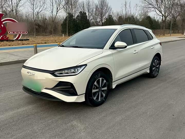 2023 BYD E2