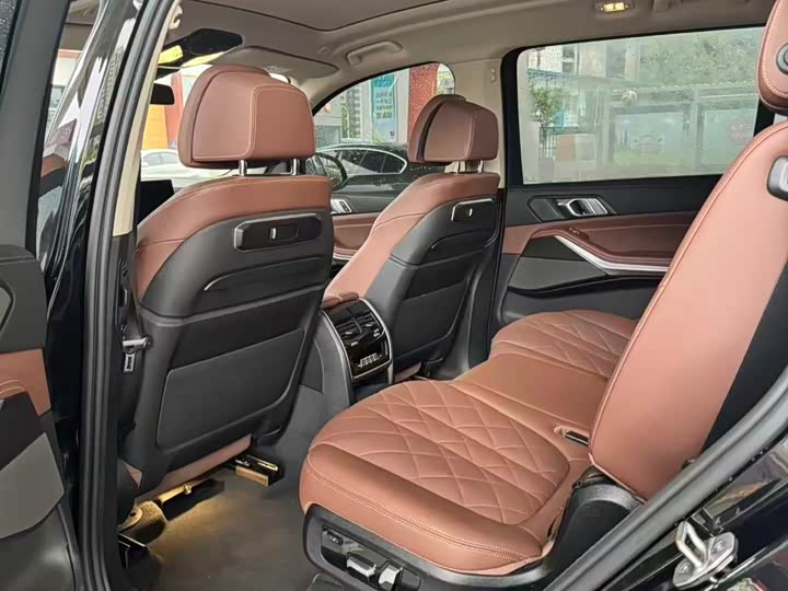 BMW X7 2024 2024款 xDrive40i 领先型豪华套装