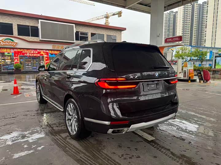 BMW X7 2024 2024款 xDrive40i 领先型豪华套装