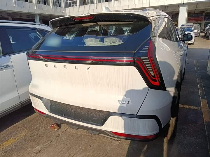 Geely Atlas L 2025 2025款 第四代 1.5TD DCT 启程