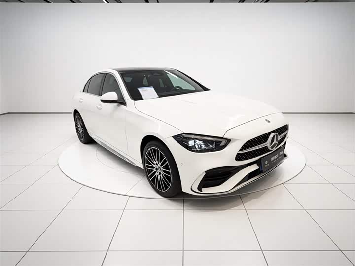 Zdjęcie 4 - Mercedes-Benz C-Class