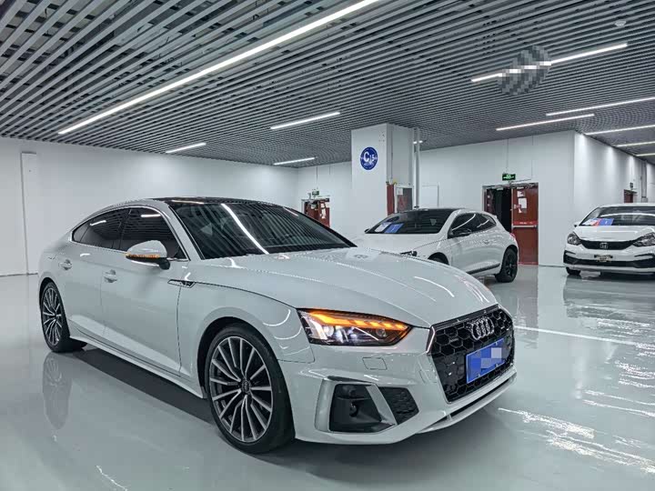 Фото 3 - Audi A5