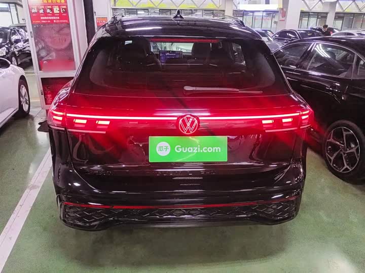 Фото 6 - Volkswagen Tiguan L Pro