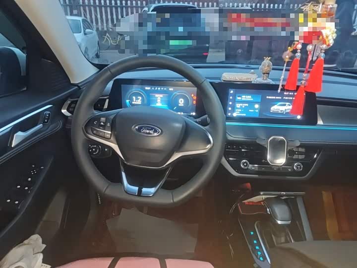 2021 Ford Escort