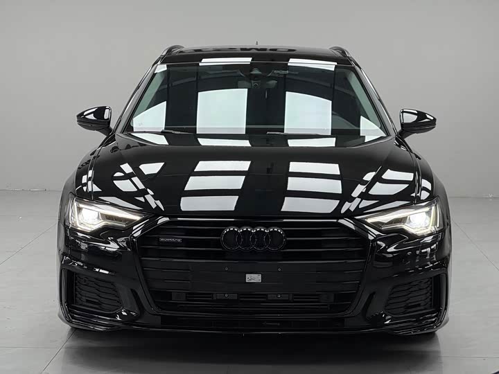Фото 2 - Audi A6
