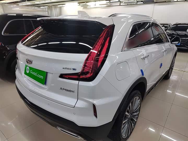 Cadillac XT4 2024 2024款 28T 两驱尊贵型