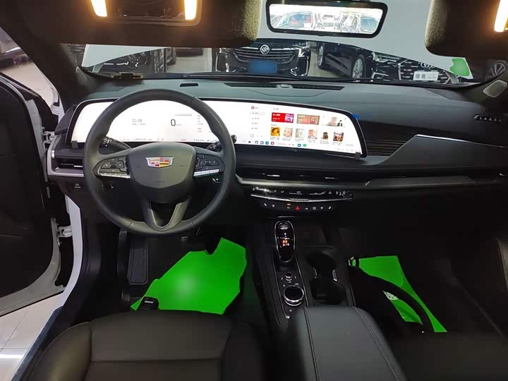 Cadillac XT4 2024 2024款 28T 两驱尊贵型