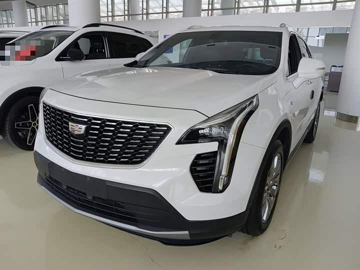 Фото 1 - Cadillac XT4