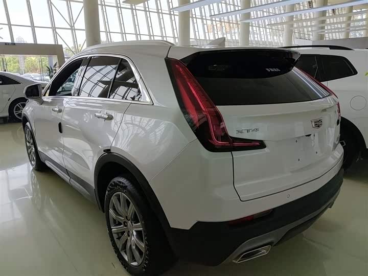 Фото 5 - Cadillac XT4
