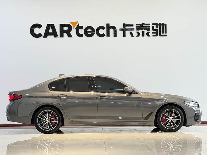 Фото 4 - BMW 5 Series