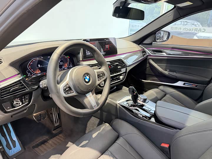Фото 6 - BMW 5 Series