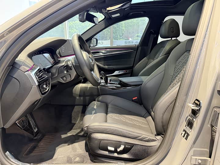 Фото 8 - BMW 5 Series