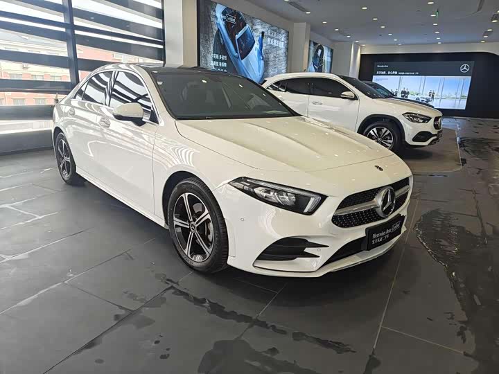 Фото 3 - Mercedes-Benz A-Class