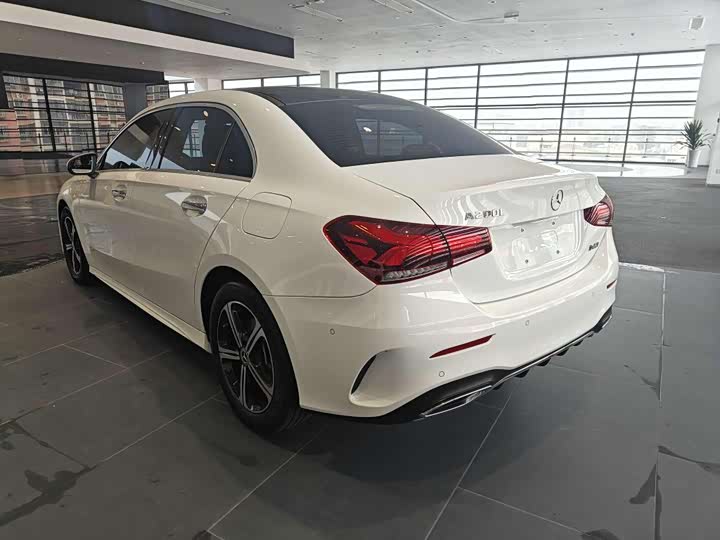 Фото 5 - Mercedes-Benz A-Class