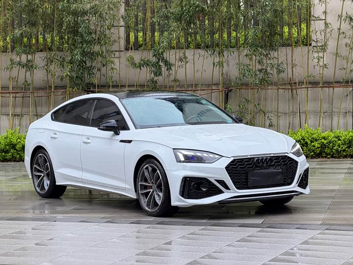 Audi A5 2025 2025款 Sportback 典藏版 40 TFSI quattro 豪华动感型