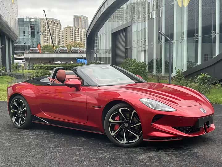 MG Motor Cyberster 2024 2024款 520km 传奇四驱版