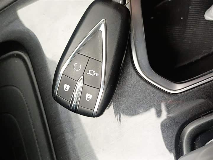Changan CS75 2026 2026款 PRO 1.5T DCT 尊享型 7座