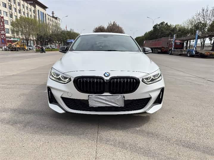 BMW 1 Series 2023 2023款 125i M运动曜夜版