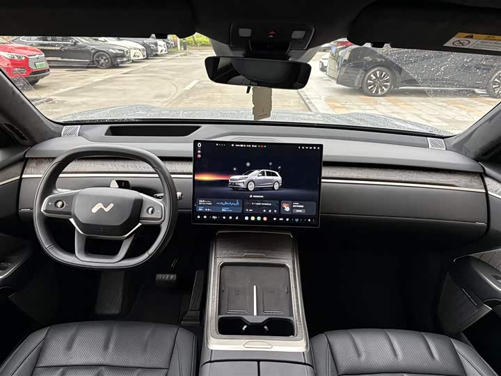 Фото 5 - Nio Onvo L90