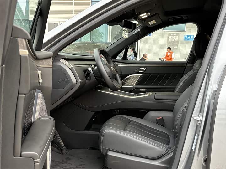 Фото 6 - Nio Onvo L90
